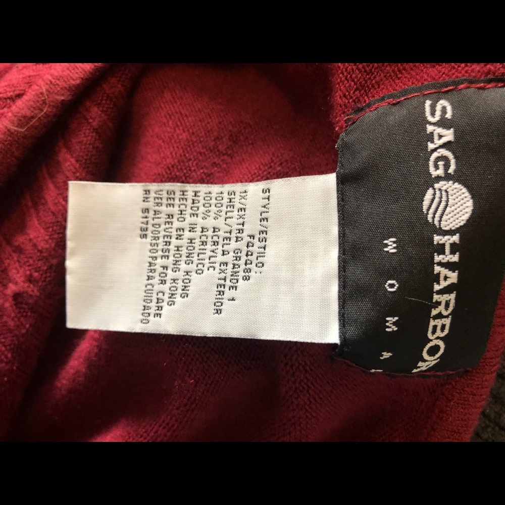 (2 for $30) Vintage Crop Top - Picture 4 of 5